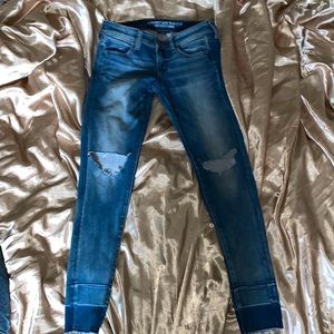 American Eagle low-rise jegging, size 4, blue washed